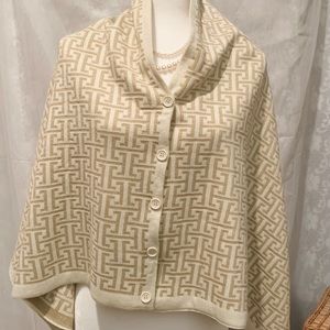 Shrug/CAPE Poncho Key Pattern IVORY AND GOLD Knit Reversible🎁
